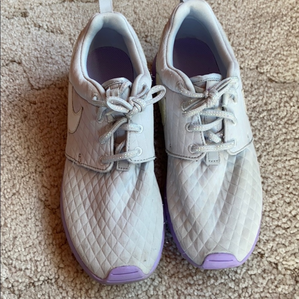 Nike Roche